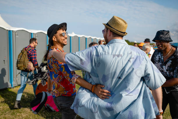 Best Construction site porta potty rental  in East Dubuque, IL